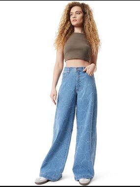 797. FRAYED Baggy Heart embroidered Low slung jeans NWT $59